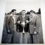 Lloyd Mangrums 1942 Inverness Trophy Shot 8x10 with Lawson Little. Great Original Photo