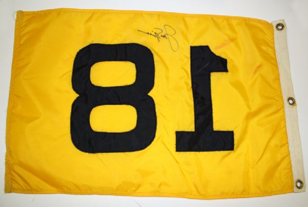 Course Flown flag Signed by Jack Nicklaus from Angelo Argea with Lakeshore stamp