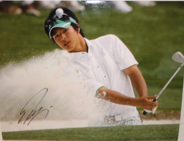 Ryo Ishikawa Signed 8 x 10