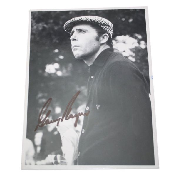 Lot of Two Signed Gary Player Items - 6 1/4 x 8 1/4 Photo and 4 x 6 Card JSA COA