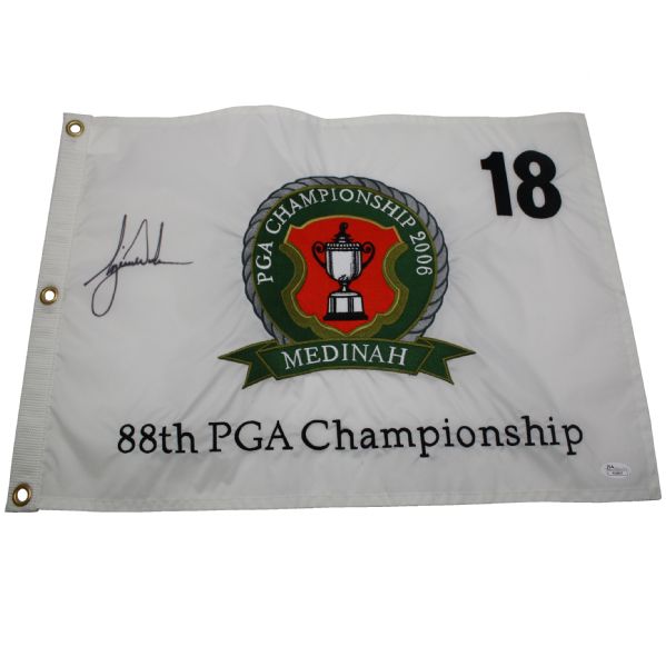 Tiger Woods Signed Mint 2006 PGA Champ. Embroidered Flag JSA #X55837-12th Major