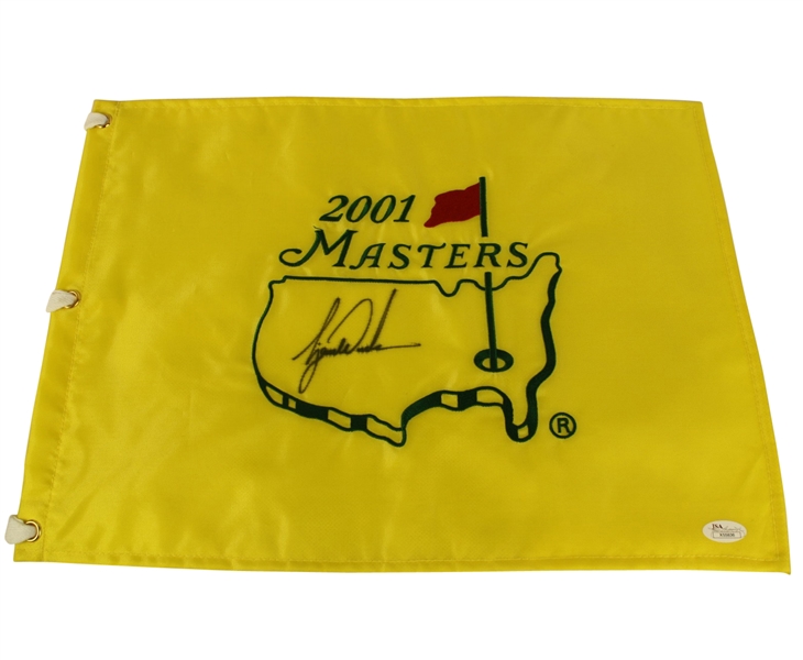 Tiger Woods Center Signed Masters Embroidered 2001 Flag - Tiger Slam (4) JSA #X55836