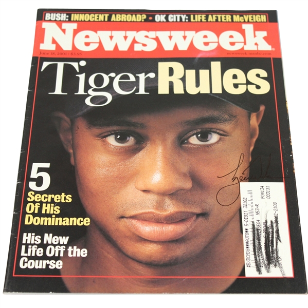 Tiger Woods Signed Newsweek Magazine - June 18, 2001 JSA #Y87342