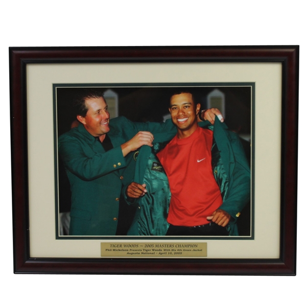 Tiger Woods '2005 Masters Champion' Green Jacket Presentation Photo - Framed