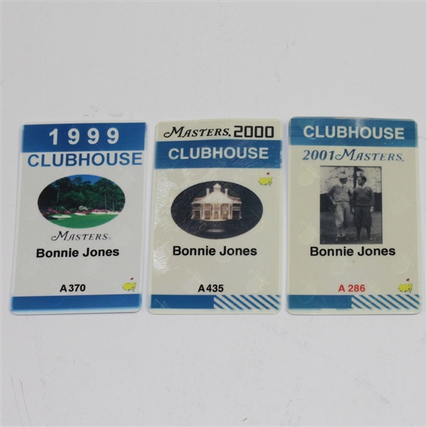 Lot of 3 Masters Players Wife Clubhouse Badges 1999, 2000, & 2001 - Steve Jones Collection