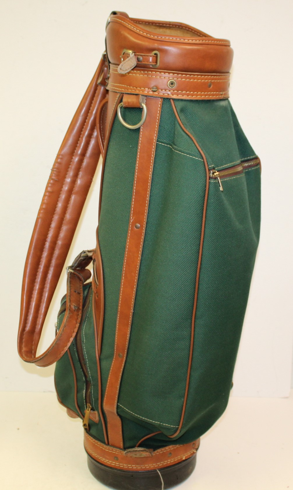 Lot Detail - Classic Augusta National GC Hot Z Leather/Canvas Golf Bag