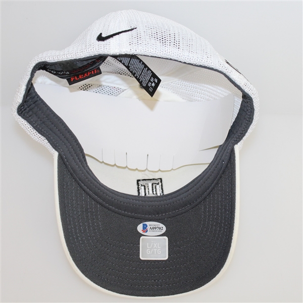 Tiger Woods Signed White Nike TW Hat Beckett COA #A09702