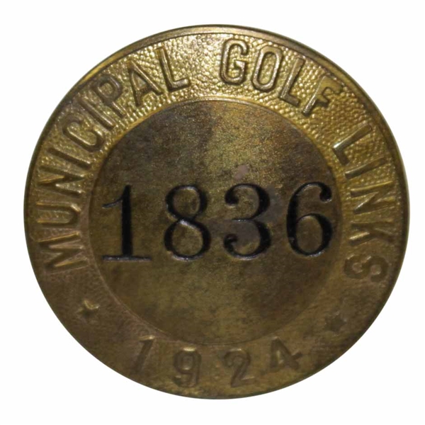 1924 Municipal Golf Links Badge #1836