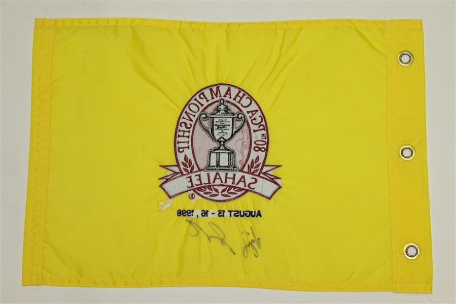 Vijay Singh Signed 1998 PGA Championship at Sahalee Embroidered Pinney Flag JSA ALOA