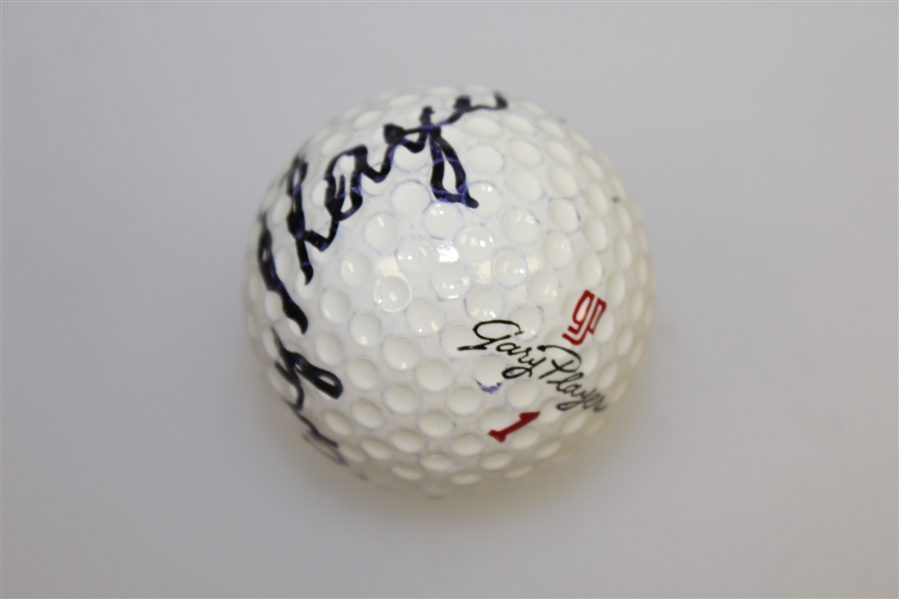 Gary Player Signed 'Gary Player' Golf Ball JSA/AOLA