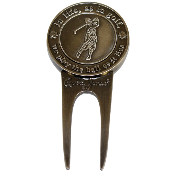 Bobby Jones 'Play the ball as it lies' Commemorative Divot Tool with Magnetic Ballmarker