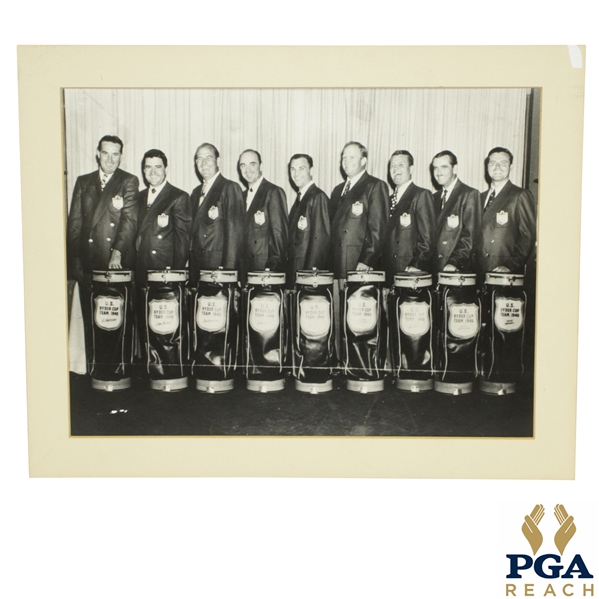 1949 Ryder Cup US Team Photo In Jackets w/ Hogan, Snead, Demaret & Others