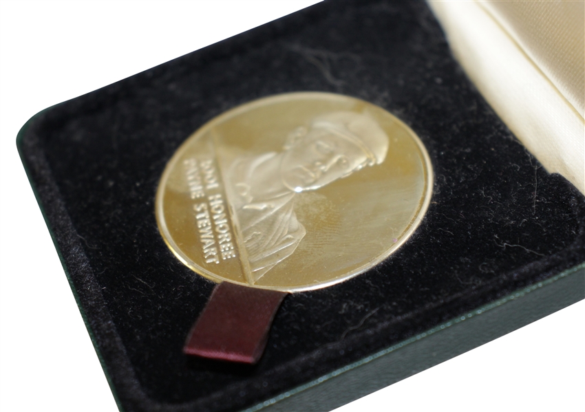 2001 Payne Stewart Memorial Tournament Honoree Medal in Case - Mark Calcavecchia Collection