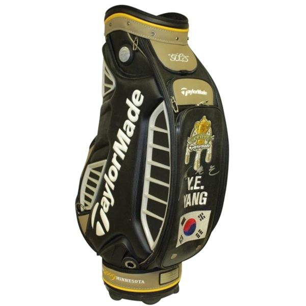YE Yang Personal Signed Golf Bag With 2009 Chaska PGA Championship Logo JSA ALOA