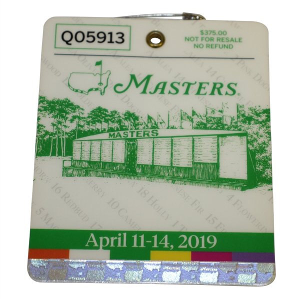 2019 Masters Tournament Series Badge #Q05913 - Tiger Woods Historic 5th Masters Win!