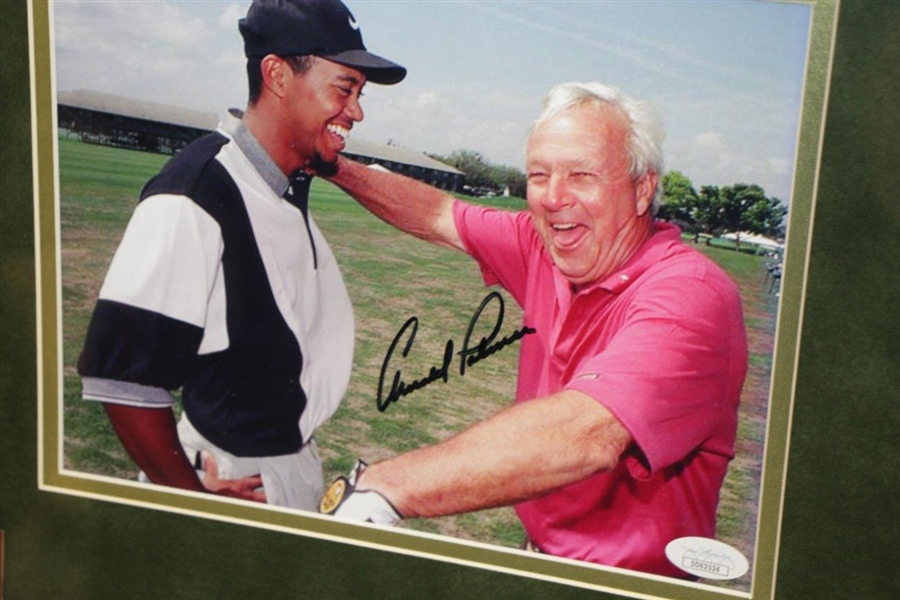 Arnold Palmer Signed 'Iconic Legends of Golf' Photo with Tiger Woods JSA #DD62524