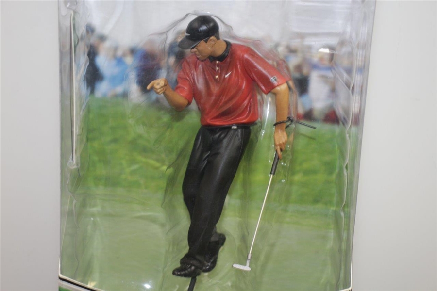 Tiger Woods Upper Deck ProShots 2000 PGA Champion Figurine in Original Packaging