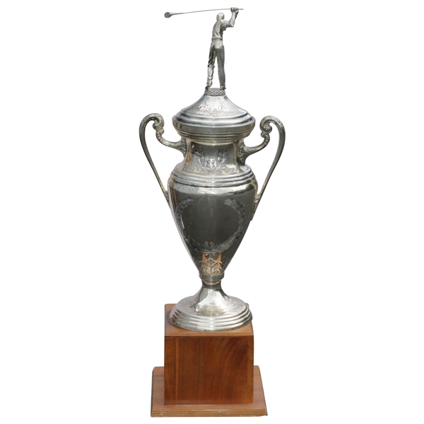 Edward B. Dudley Memorial Trophy for PGA Club Professional Of The Year