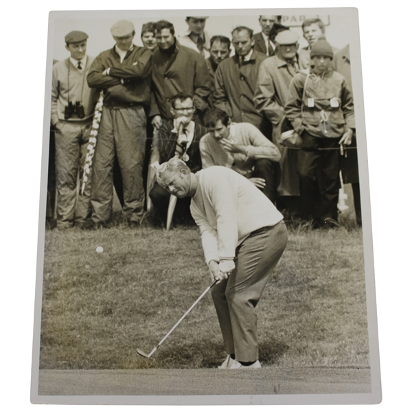 Jack Nicklaus 8x10 Wire Photo Escaping Bunker at The OPEN 7/9/1969