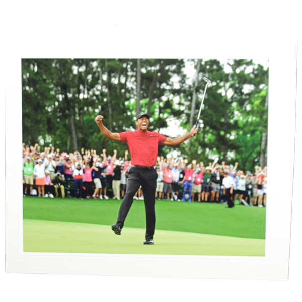 Tiger Woods Victorious Yell at 2019 Masters Tournament 16x20 Photo