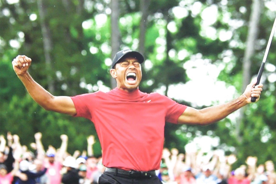 Tiger Woods Victorious Yell at 2019 Masters Tournament 16x20 Photo