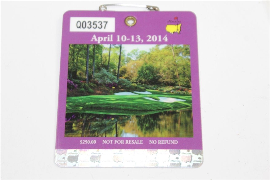 2014 Masters Embroidered Flag with SERIES 2014 Masters Badge #Q03537