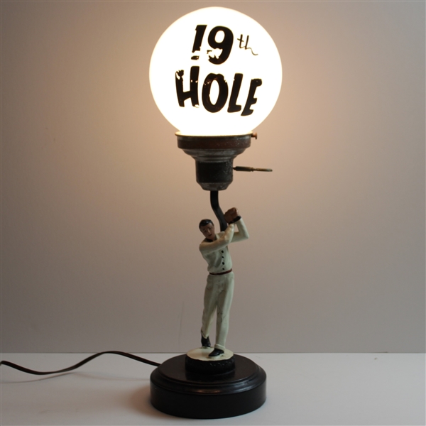Vintage Circa 1960's 19th Hole Golfer Themed Table/Bar Lamp - Works!