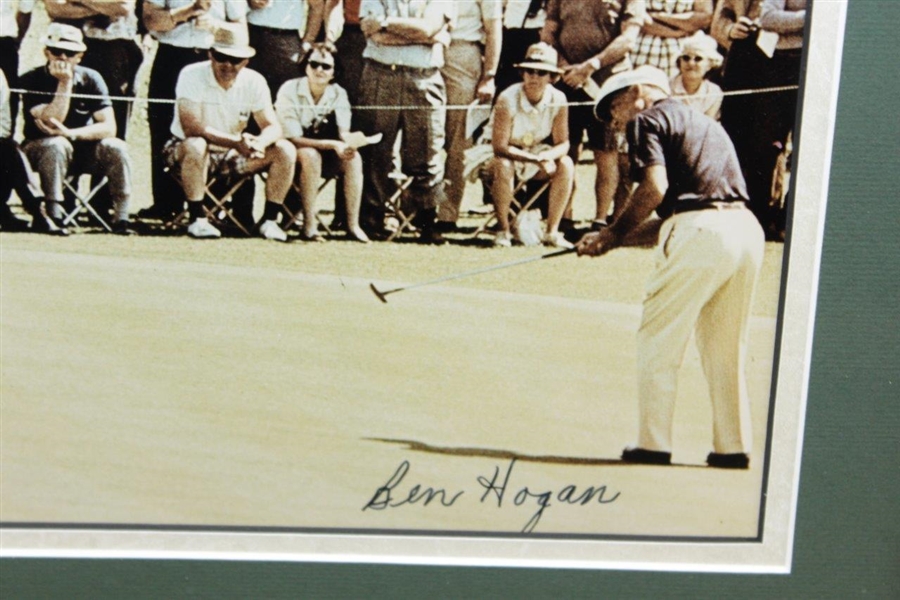 Ben Hogan Signed Classic Putting Photo - Framed JSA ALOA