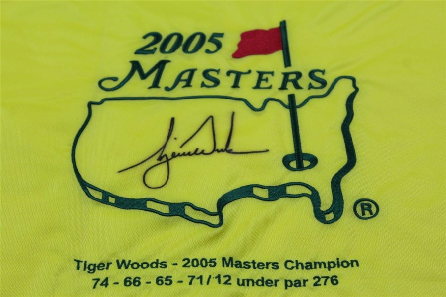 Tiger Woods Ltd Ed Signed 2005 Masters Embroidered Flag with Scores #137/500 UDA