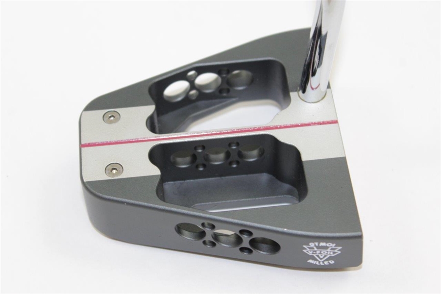 Greg Norman's Personal MacGregor Designed by Bobby Grace GTMoi V-Foil Milled M5 Putter with Headcover