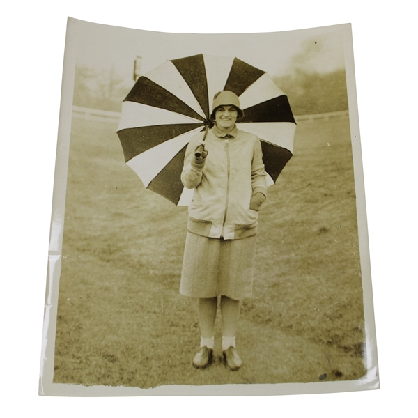Maureen Orcutt 1930 England Original Planet News Photo Holding Umbrella
