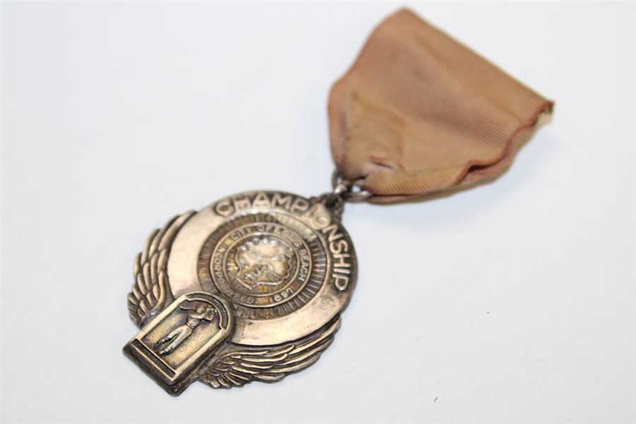 City Of Long Beach Incorporated 1897 1954 Championship 9th Flight Finalist Medal