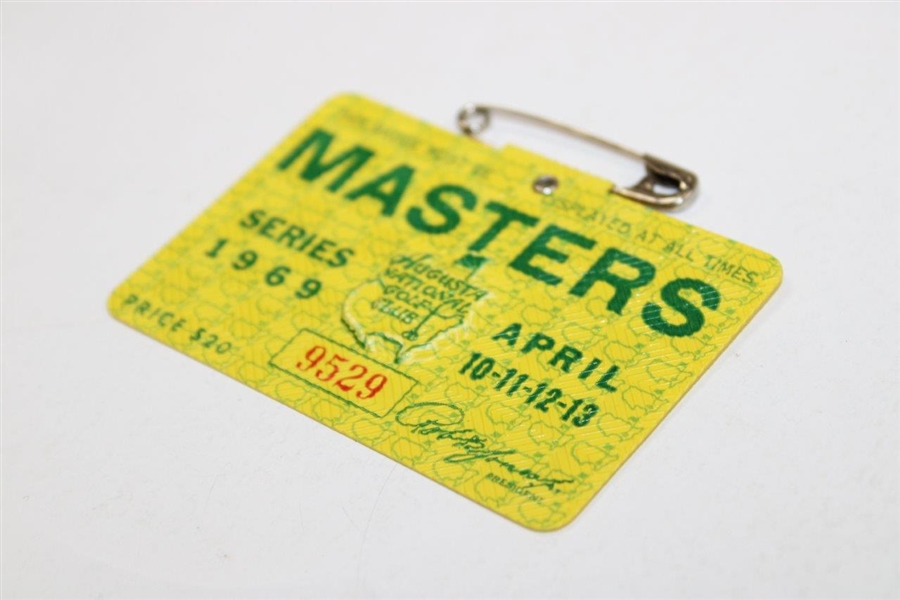 1969 Masters Tournament SERIES Badge #9529 - George Archer winner