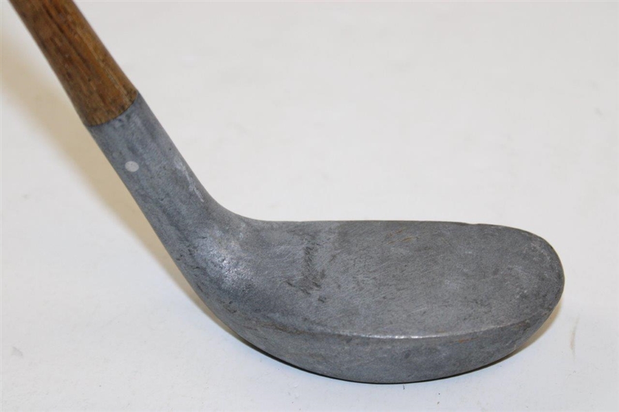 Circa 1920 Patent Huntly Thumb Groove Hickory Putter
