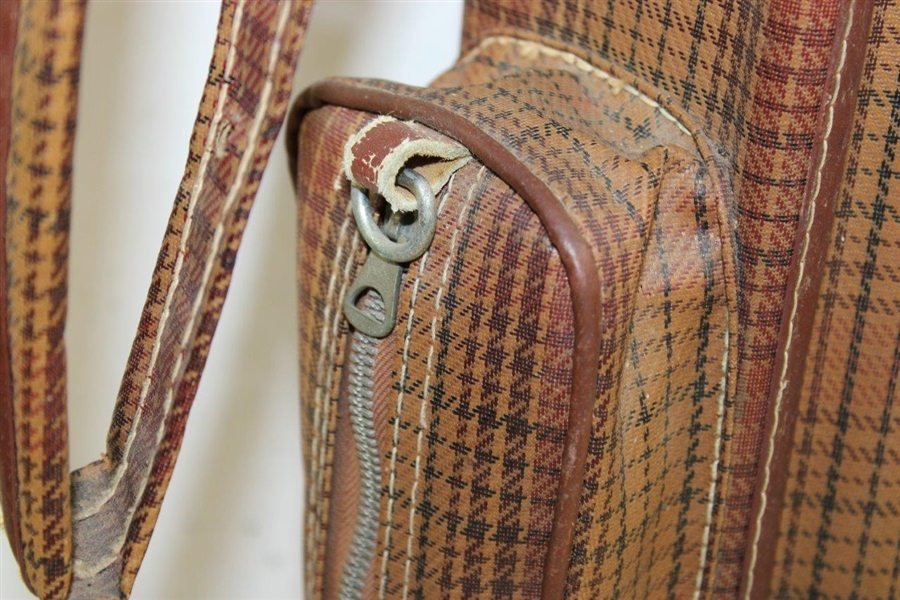 Vintage Golf Bag By Wilson Model-Indestrocto 5 x 9 Brown + 5 Woodshaft Clubs