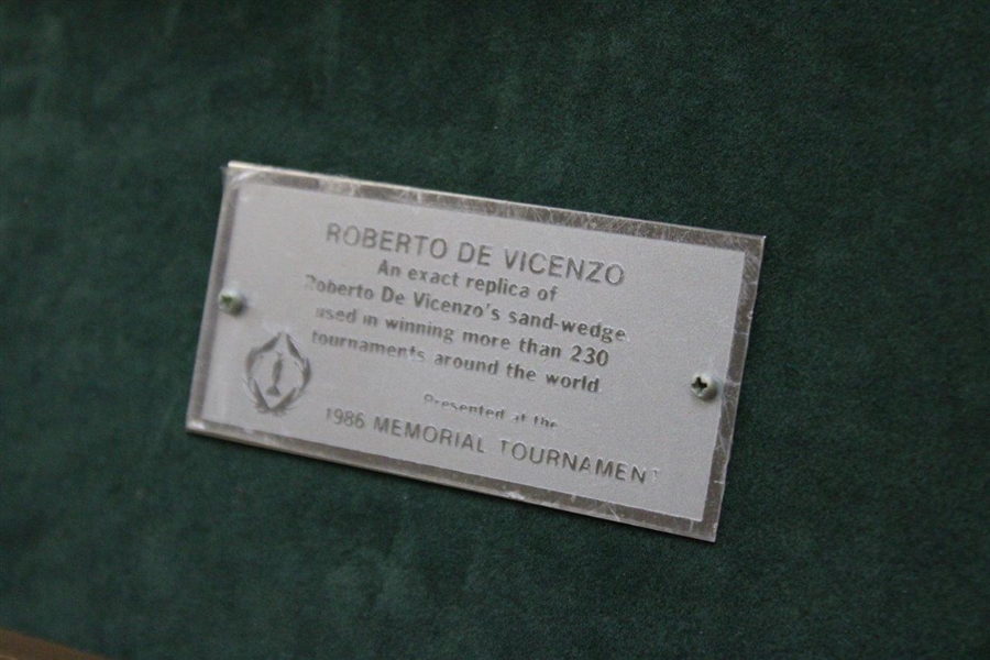 Roberto De Vincenzo 1986 Memorial Tournament Putter Display