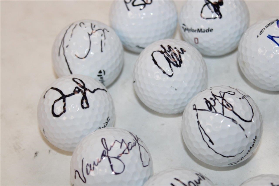 Jason Day & 11 Others Signed Various Logo Golf Balls JSA ALOA