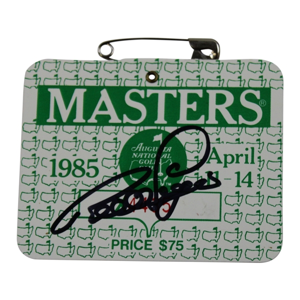 Bernhard Langer Signed 1985 Masters Tournament SERIES Badge #4435 JSA ALOA