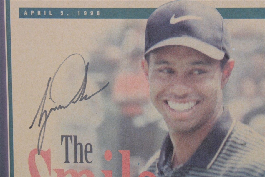 Tiger Woods Signed Masters '98 'The Smile of the Tiger' Matted News Page JSA #XX64776