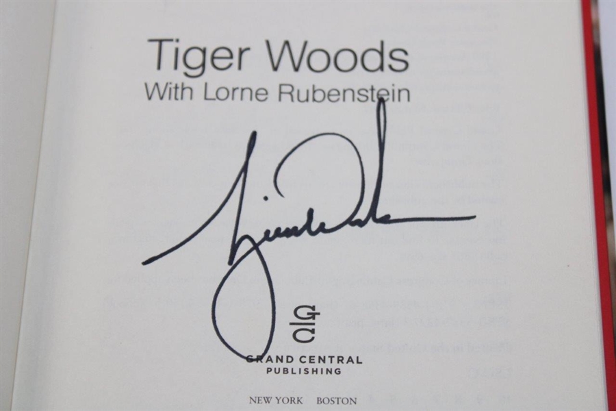 Tiger Woods Signed 'The 1997 Masters My Story' by Tiger Woods Full JSA #Z50271