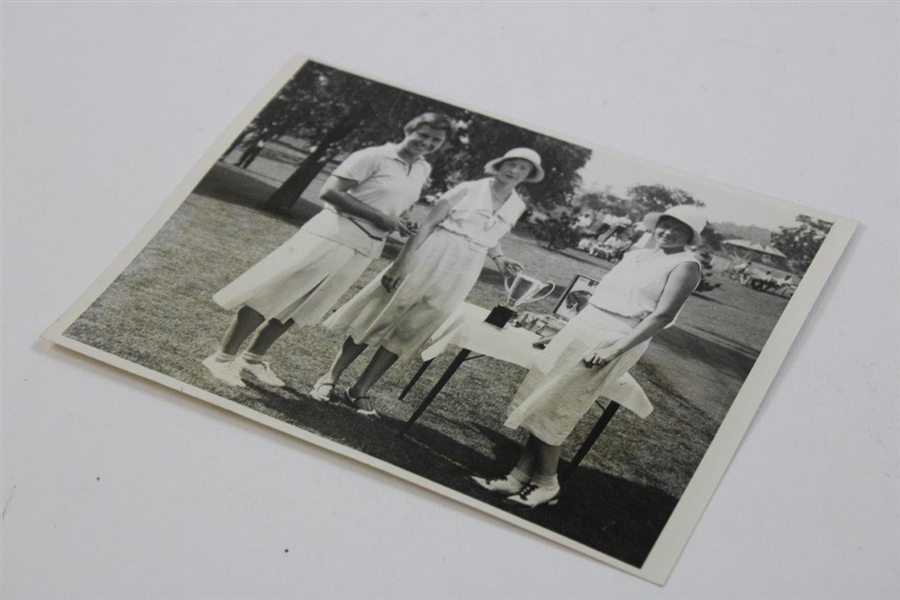 1931 Helen Hicks 'Battles with Marion Lake at North Hempstead' Photo