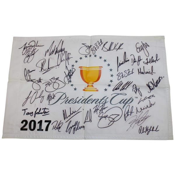 Tiger, Phil, Brooks & Full Teams Signed 2017 The Presidents Cup Flag JSA ALOA