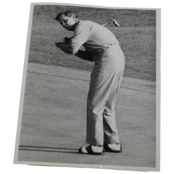 1967 Gay Brewer UPI Original 18th Green Masters Wire Photo 