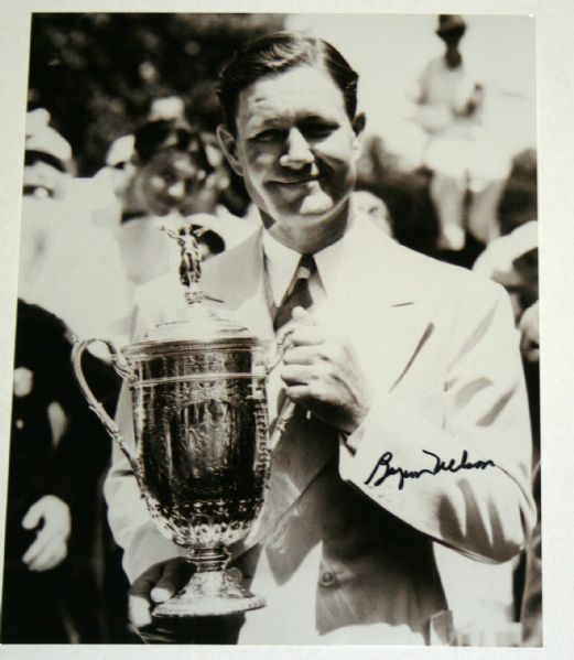 Byron Nelson Autographed 11x14 Photo  JSA COA 