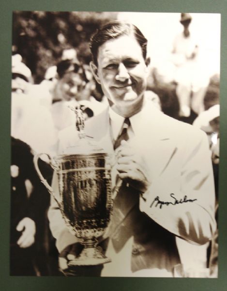 Byron Nelson Autographed 11x14 JSA COA