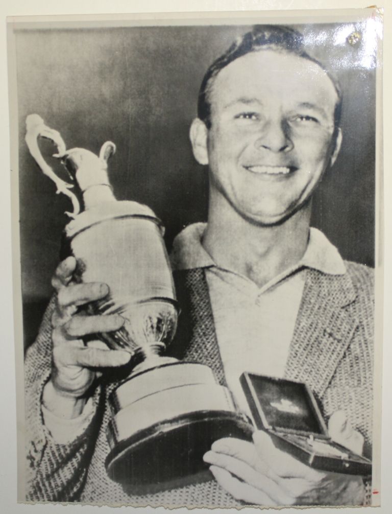 Lot Detail - Arnold Palmer 1961 British Open Wire Photo with Medal & Trophy