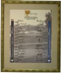 Framed 2000 Presidents Cup - Team Facsimile Autographs