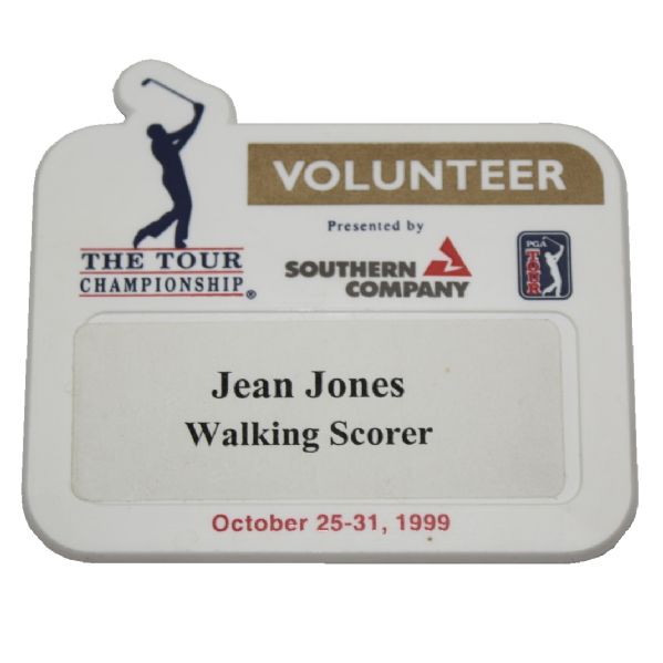 Tiger Woods Badge from 1999 Tour Championship his 14th Career WIN