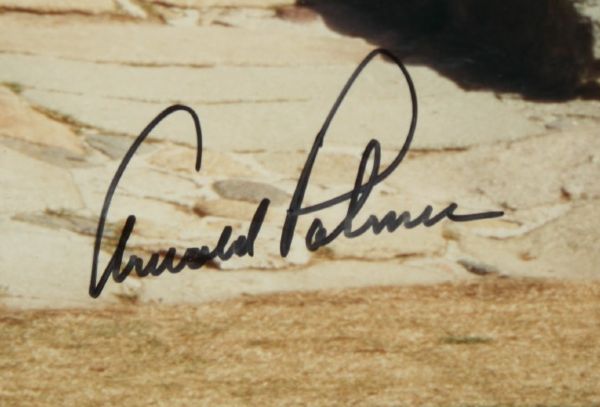 Arnold Palmer Signed Deluxe Framed 'St. Andrews Farewell' Photo JSA COA