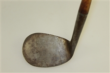 The Bert Large Niblick Made by Hendry & Bishop - Edinburgh